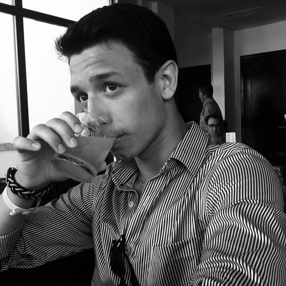 Meet your Posher, Vincent - Picture 1 of 1